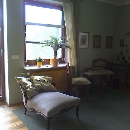 Messezimmer Naehe Zentrum Koln Bagian luar foto