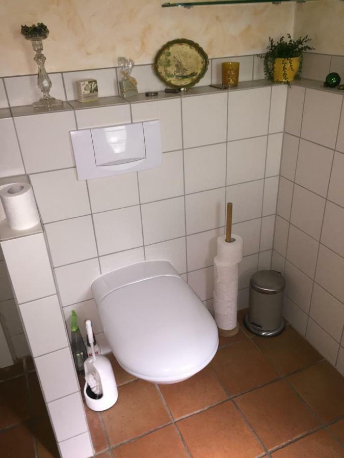 Messezimmer Naehe Zentrum Koln Bagian luar foto