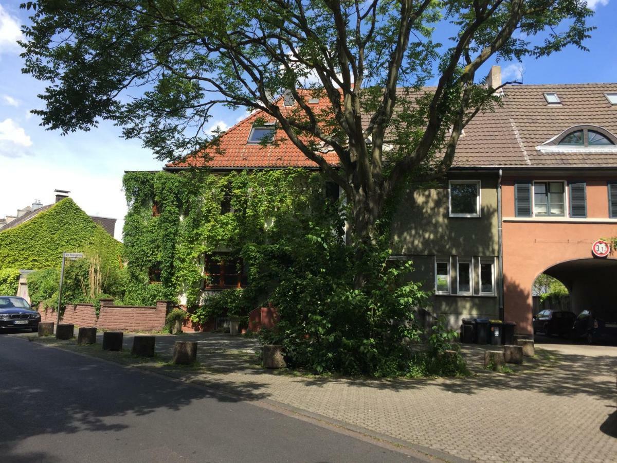Messezimmer Naehe Zentrum Koln Bagian luar foto